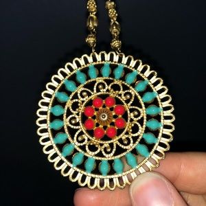 Cute Avenue necklace